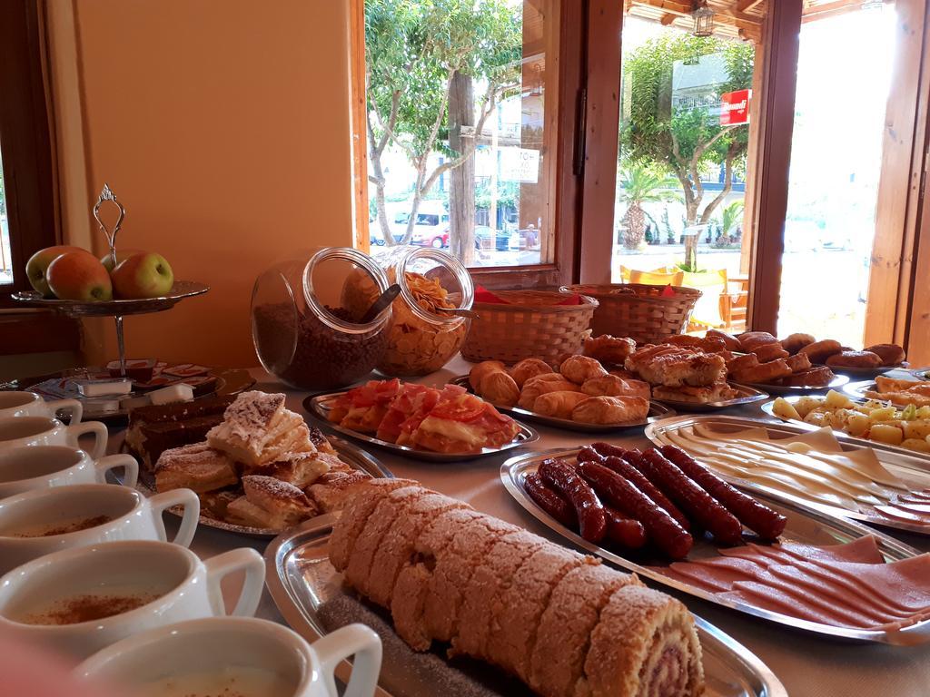 Hotel Filoxenia Néoi Póroi Luaran gambar