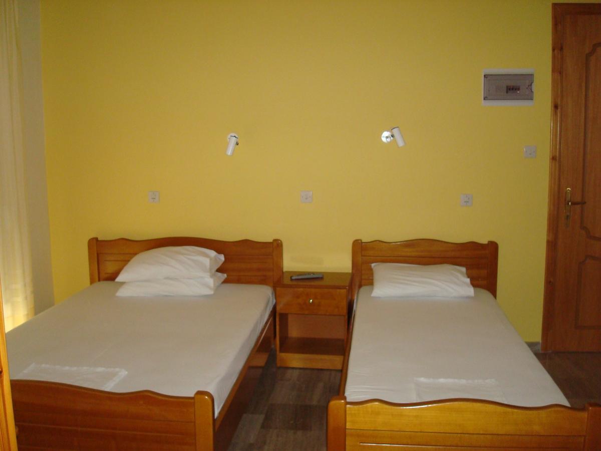 Hotel Filoxenia Néoi Póroi Luaran gambar
